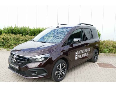 Mercedes-Benz EQT EQT 200 Standard 2