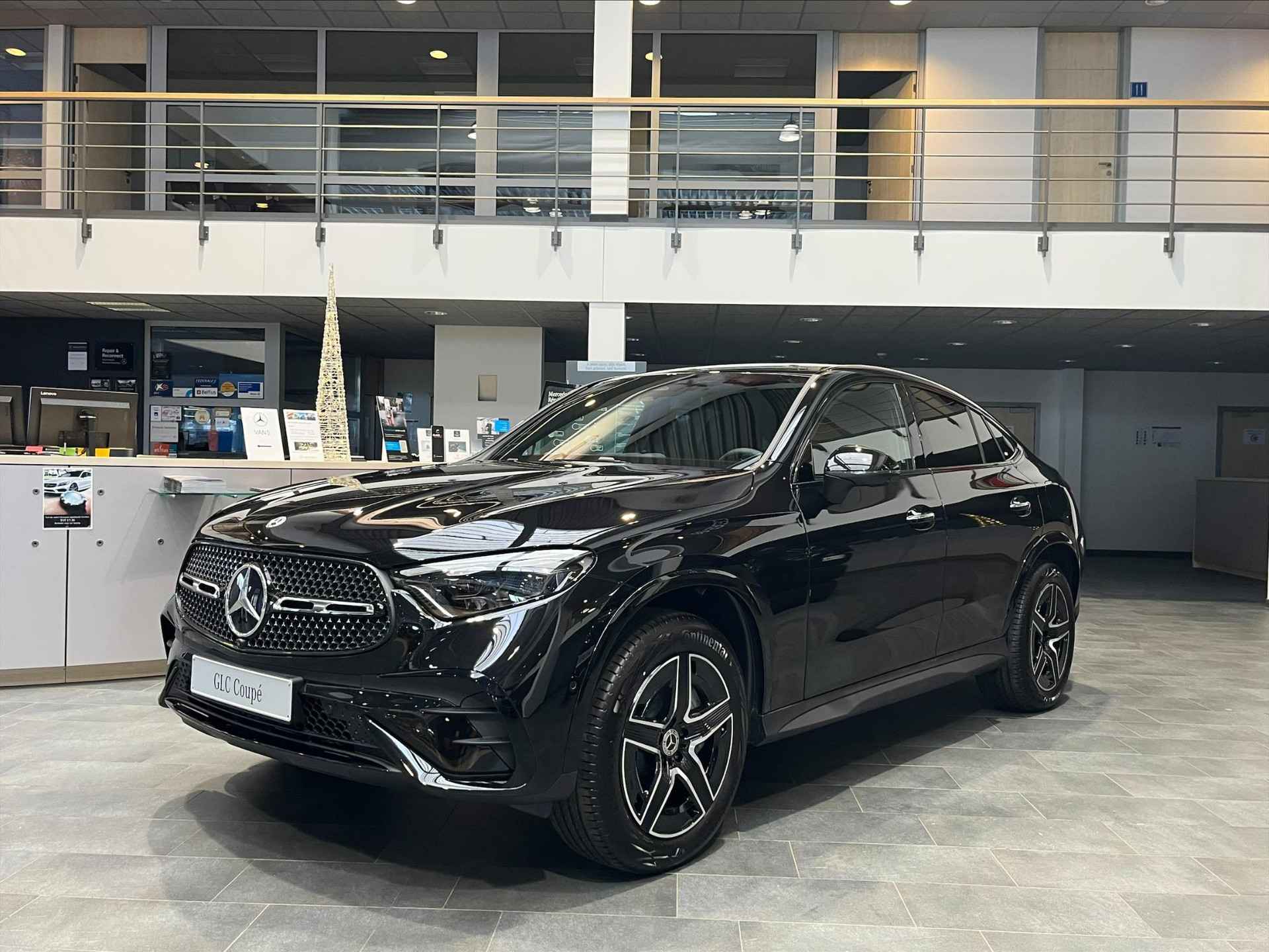 Mercedes-Benz GLC GLC 300 e 4MATIC Coup&eacute; AMG Line